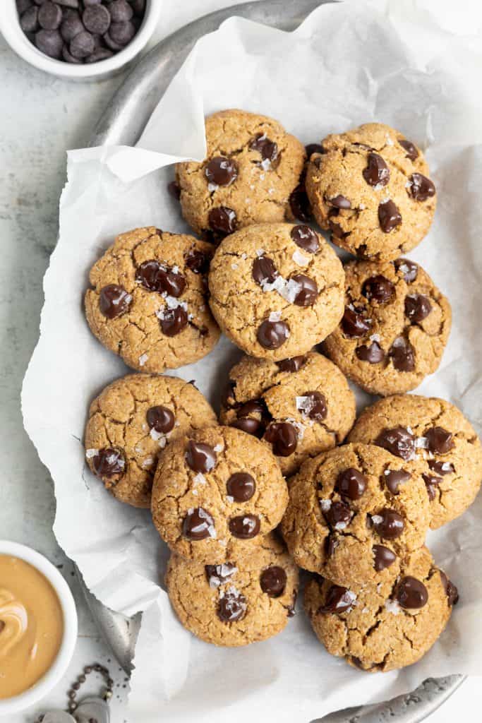 healthy peanut butter chocolate chip cookies