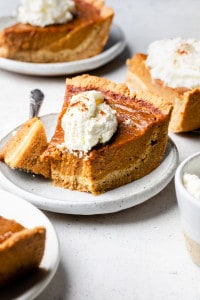 Gluten Free Pumpkin Pie (Paleo Recipe)