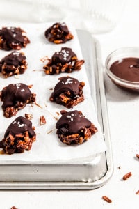 Chocolate Caramel Pecan Pie Bites
