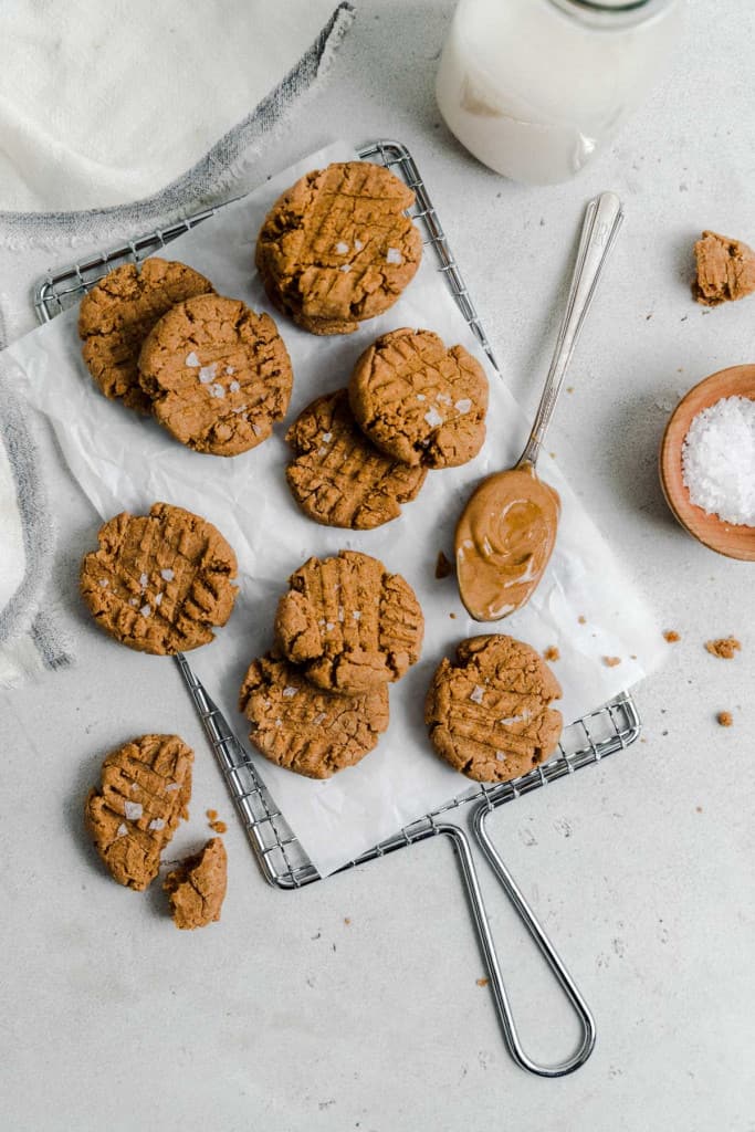 peanut butter protein cookies