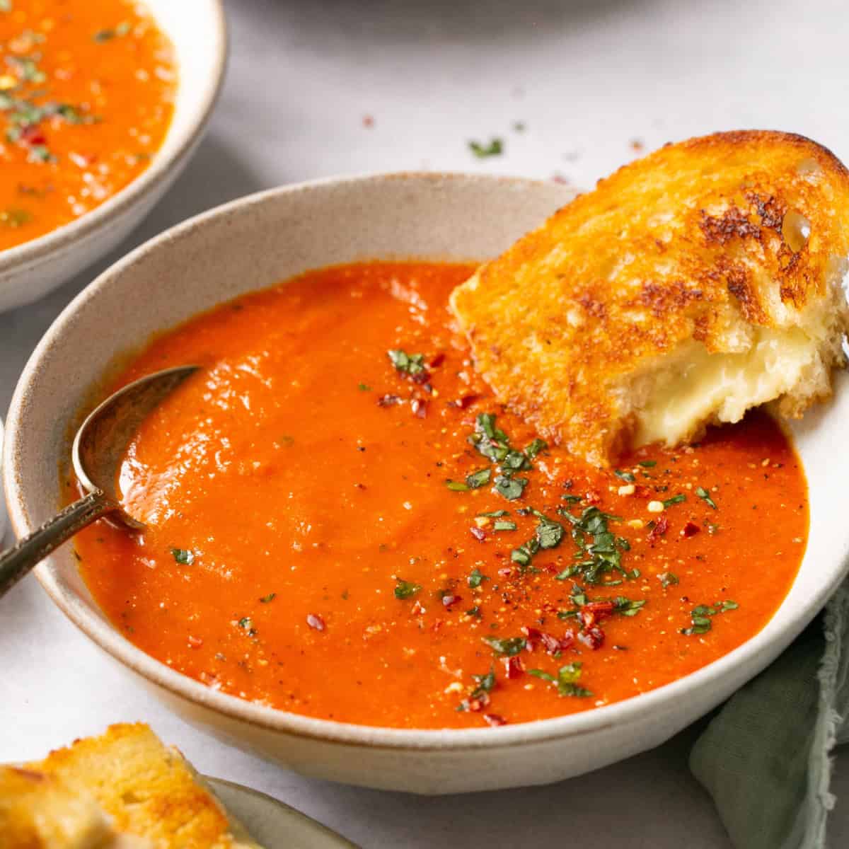 Easy Creamy Tomato Soup with Grilled Cheese