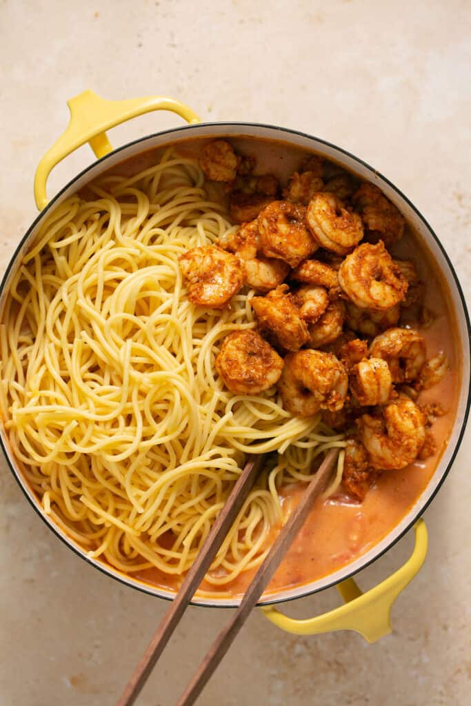shrimp spaghetti and sauce