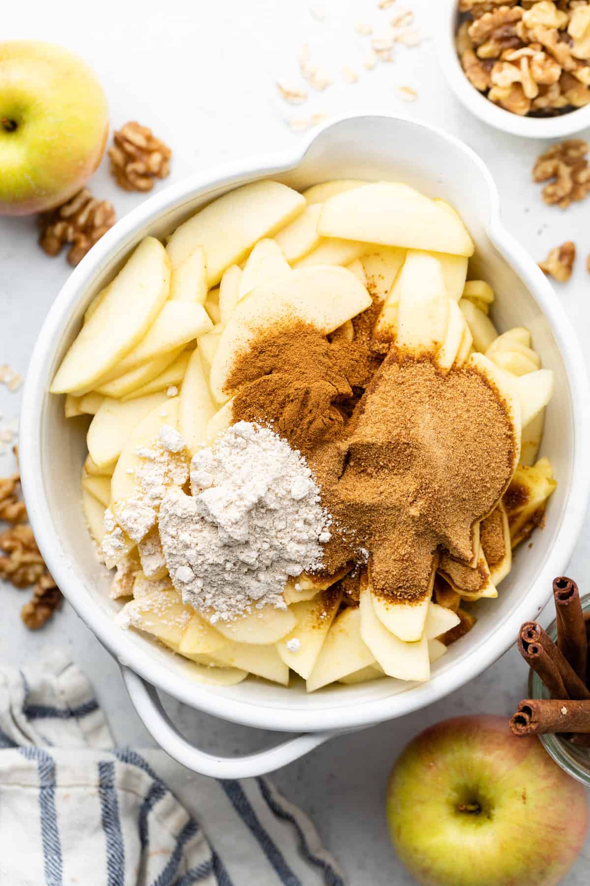 making apple crisp