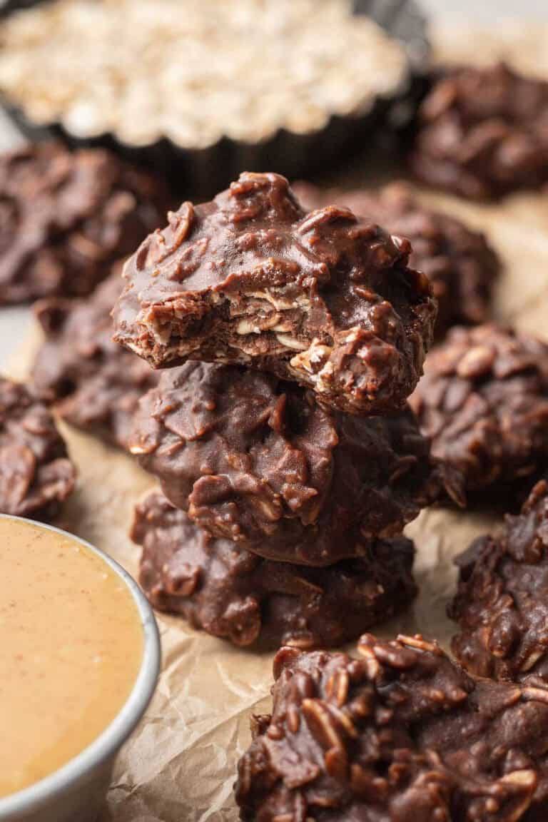 Easy No Bake Chocolate Oatmeal Cookies - Erin Lives Whole