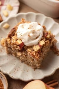 Apple Pie Baked Oatmeal